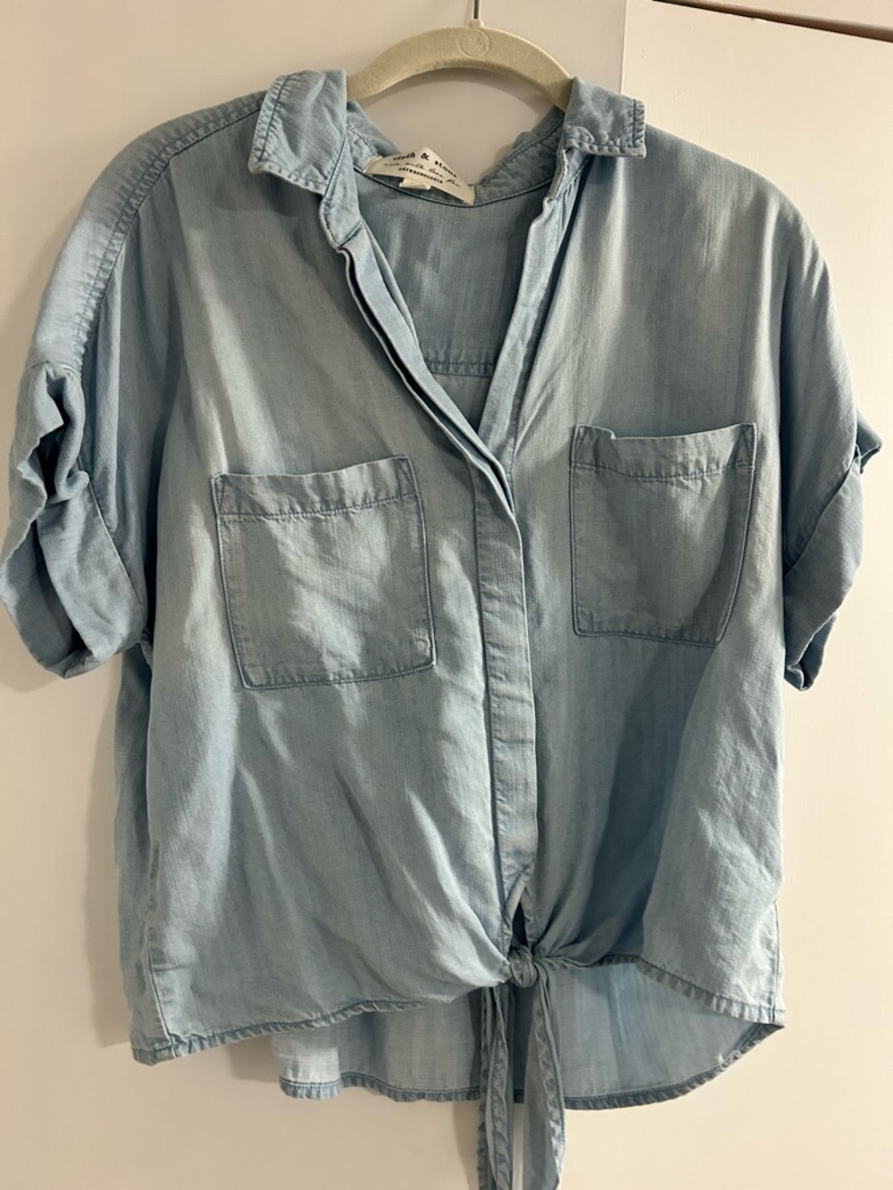 cloth & stone Light Blue Chambray Top